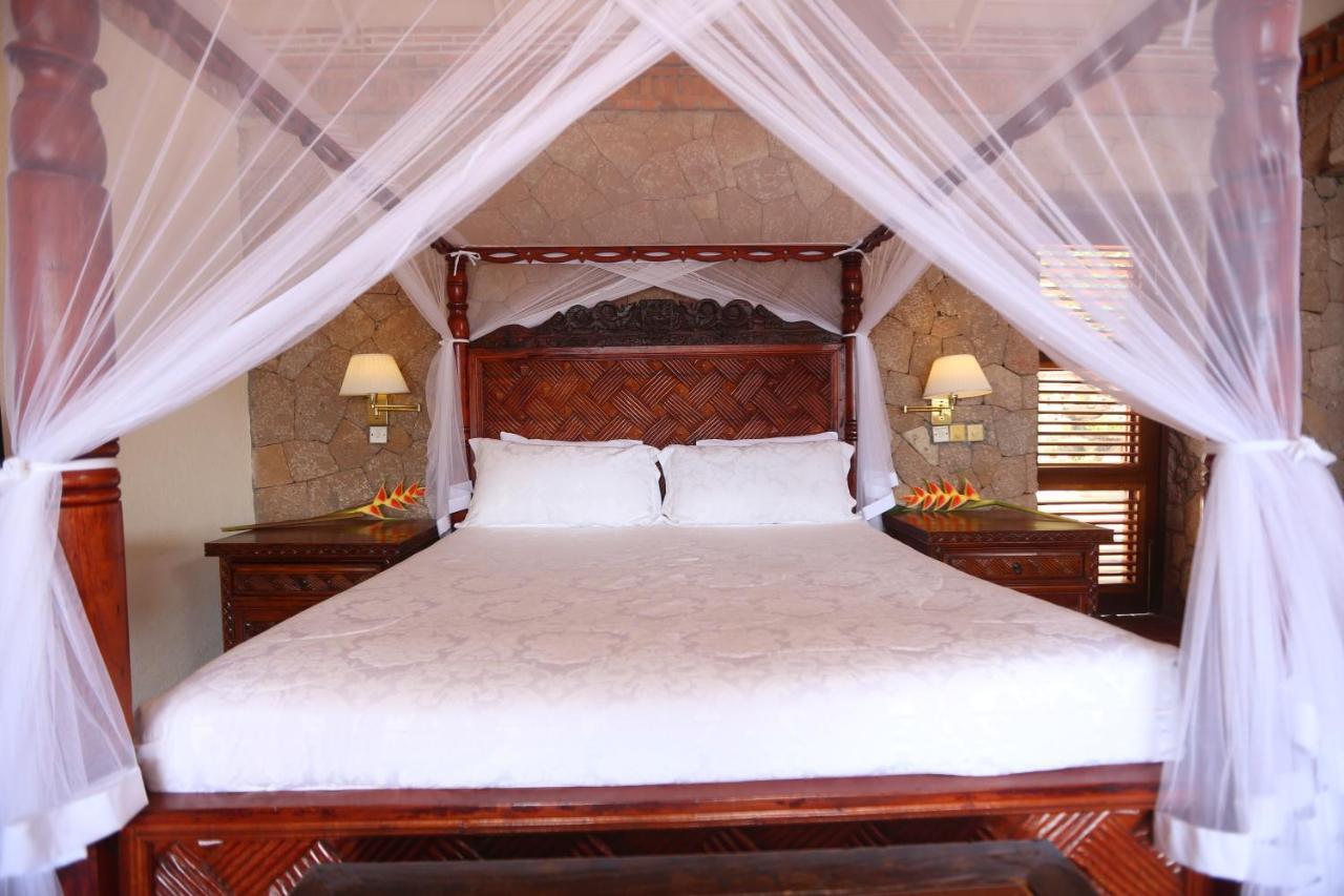 Caille Blanc Villa & Hotel (Adults Only) Mamin 外观 照片